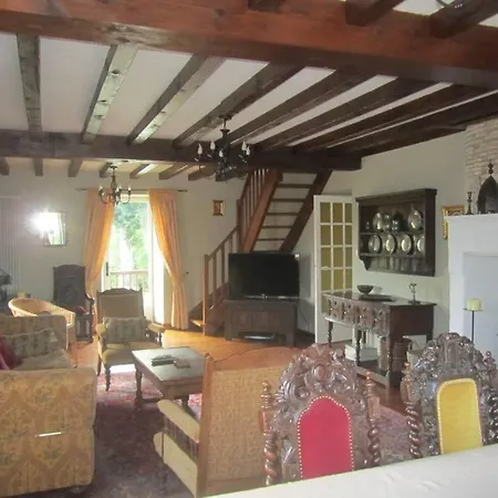 House With Terrace Pool Games Barn Feriehus Ribérac